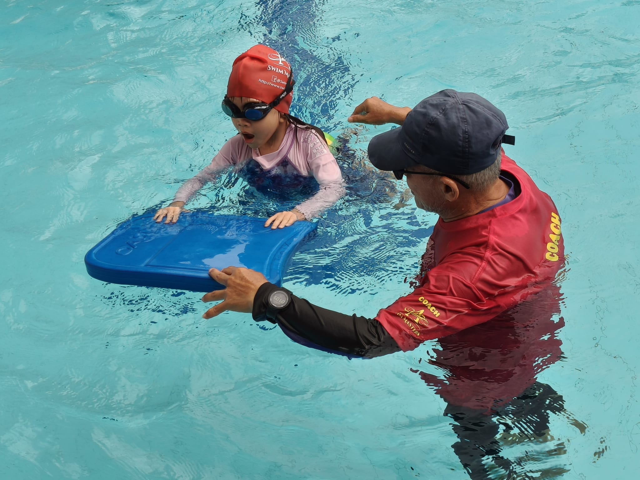 Private one-to-one swimming coach in Sengkang